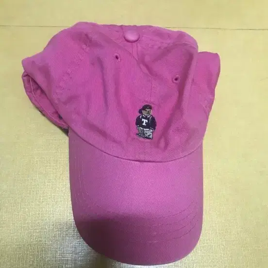 티니위니 볼캡