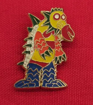 소학관 괴수 배지 킹 클럽