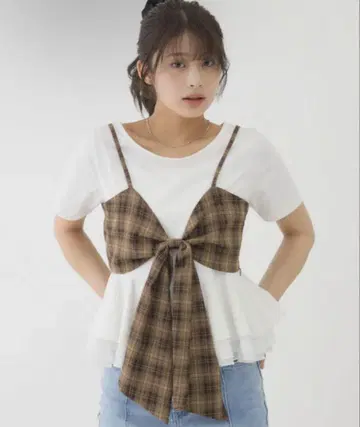 체크 모듬 리본 뷔스티에 x 페플럼 블라우스 TEESET 화이트 브라운