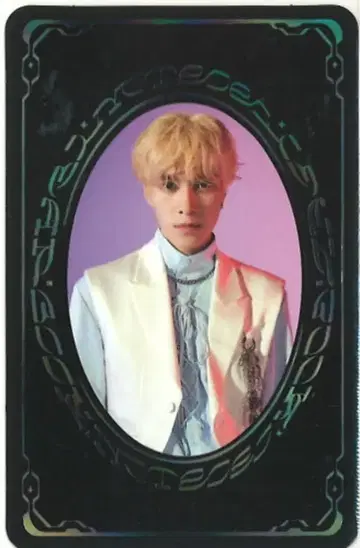NCT 2020 YEAR BOOK CARD COLLECTING BOOK HENDERY 트레이딩 카드