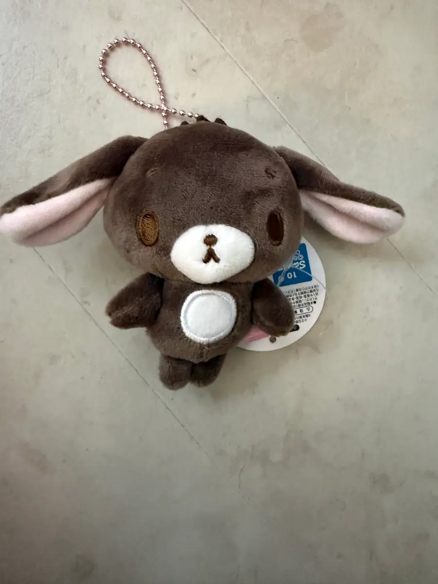 산리오 쿠로우사 판매