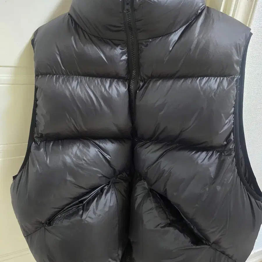 Lowell 유광 조끼