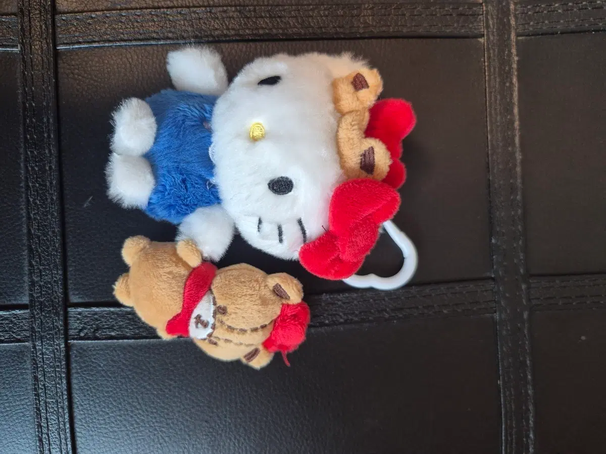 타이니참. 키티인형
