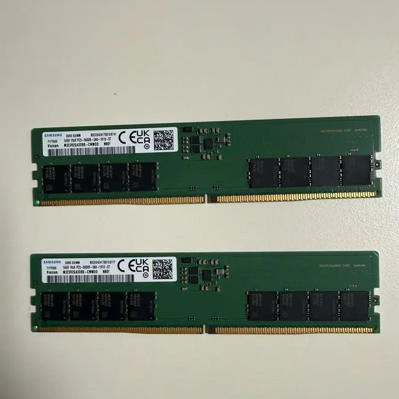 삼성 DDR5 32GB 16x2 5600B 단면램
