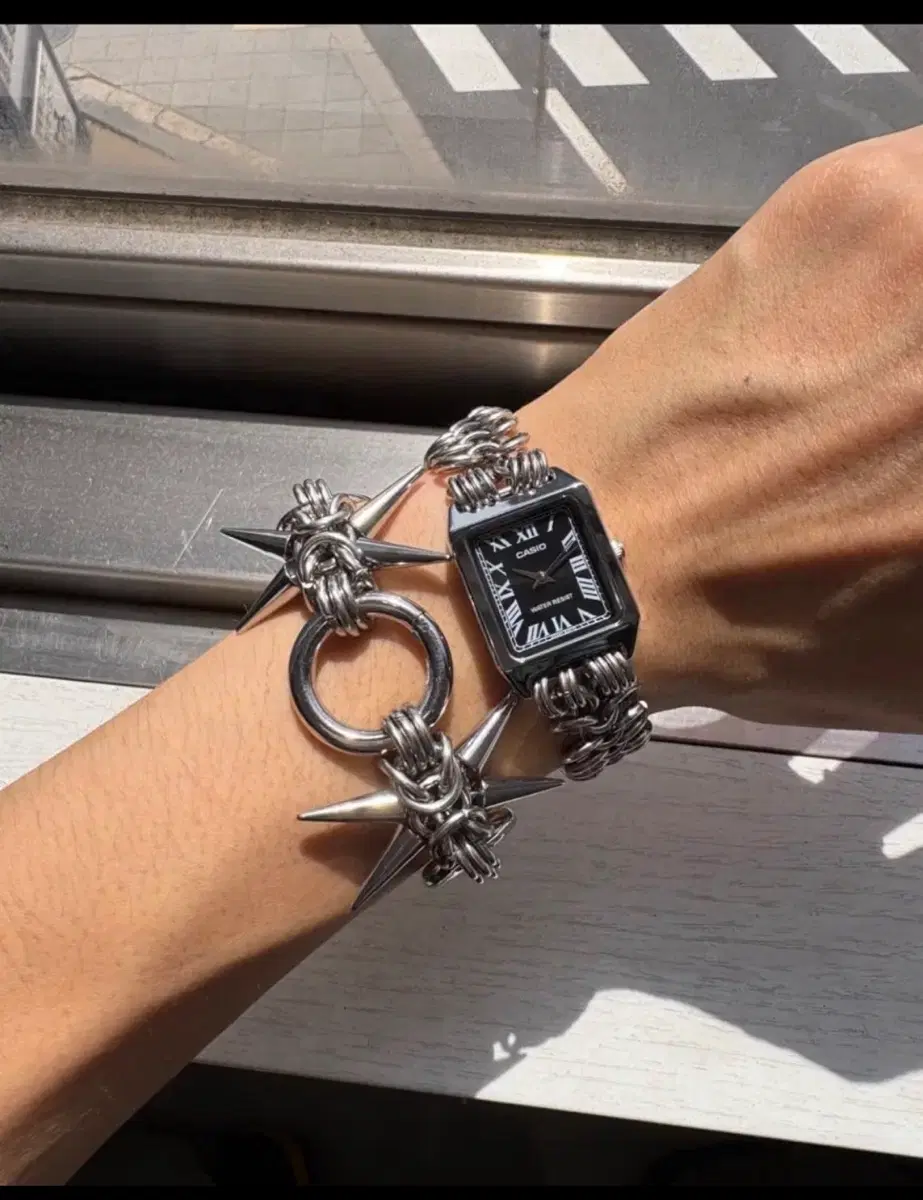 casio chain watch