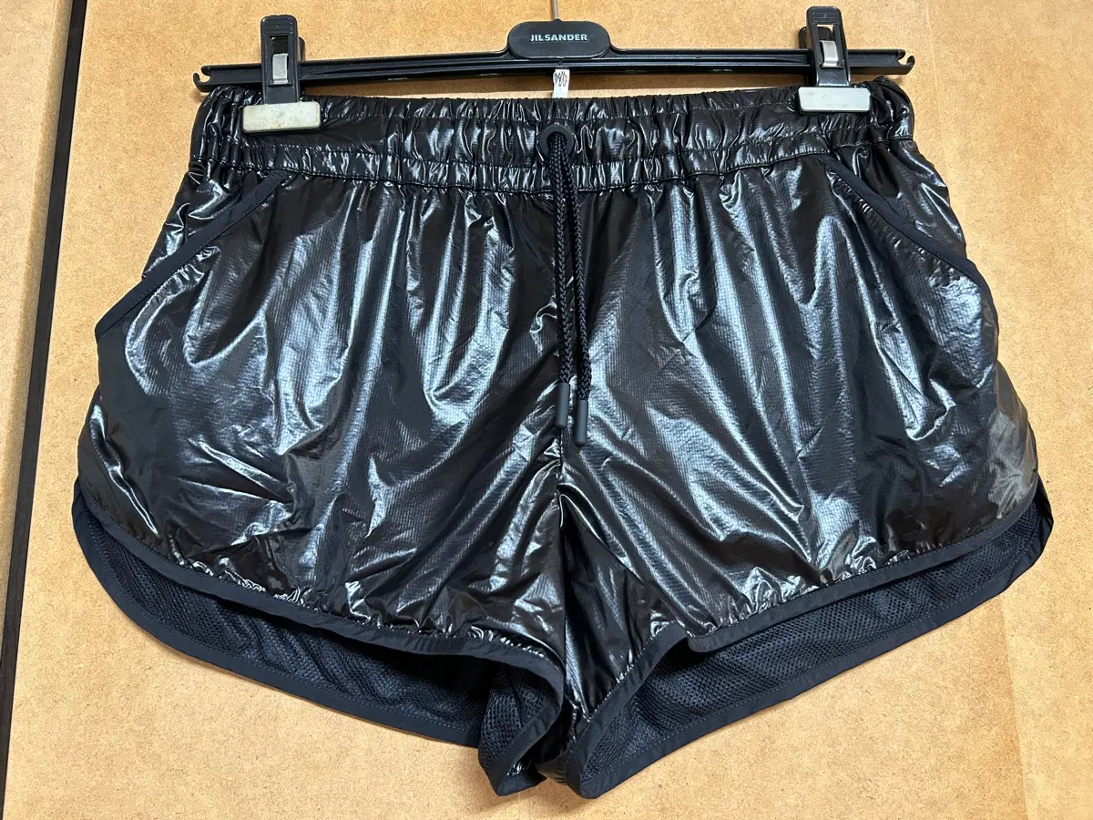몽클레어 새상품 수영복 블랙 쇼츠 S