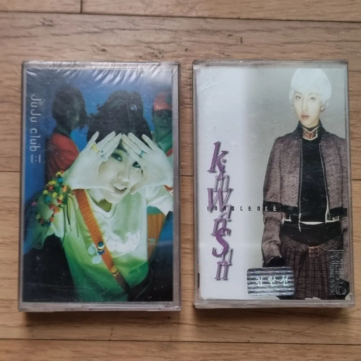 미개봉 2개  김완선7집.주주클럽 카세트테이프 2개 일괄 미개봉 2개 일괄 사진참조추억의  감성을 느끼고 싶으신 분들께 추천드려요