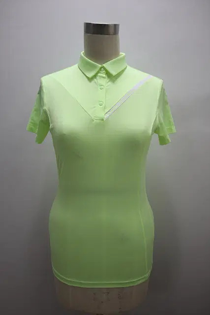 여성 테일러메이드 골프 반팔 카라티 똑딱이 비침