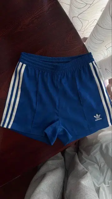 adidas 오리지널스 숏팬츠 블루 XS