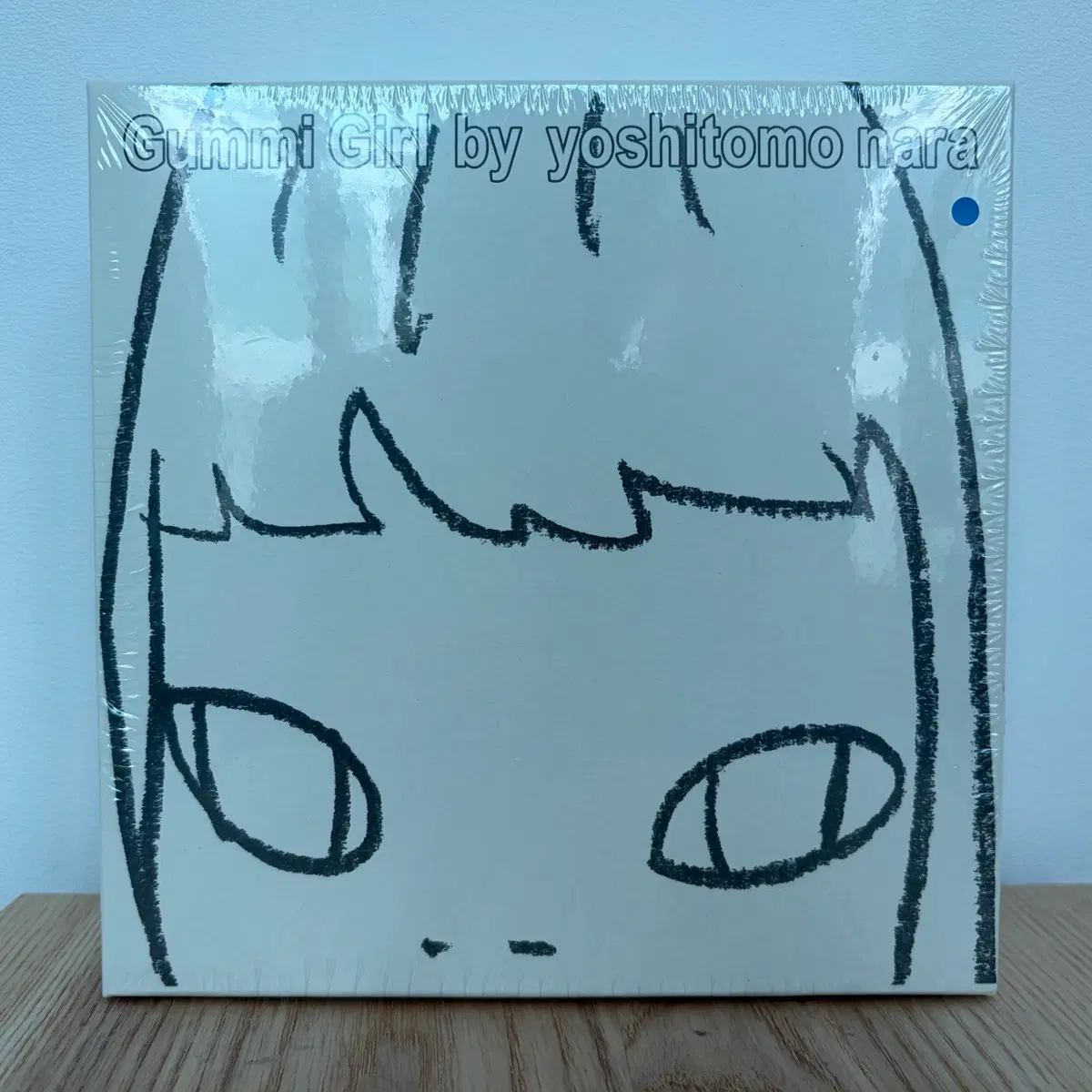요시토모 나라 구미걸 블루