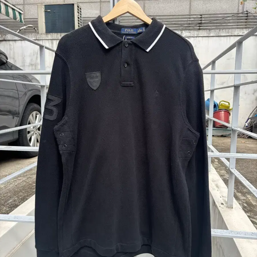 Polo Ralph Lauren 커스텀 핏 롱슬리브 폴로 셔츠 블랙