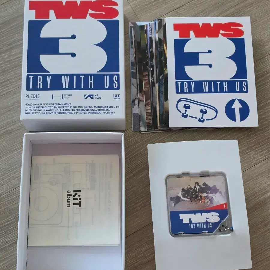 투어스 (TWS) - 미니 3집 [TRY WITH US] (KiT Ver.)