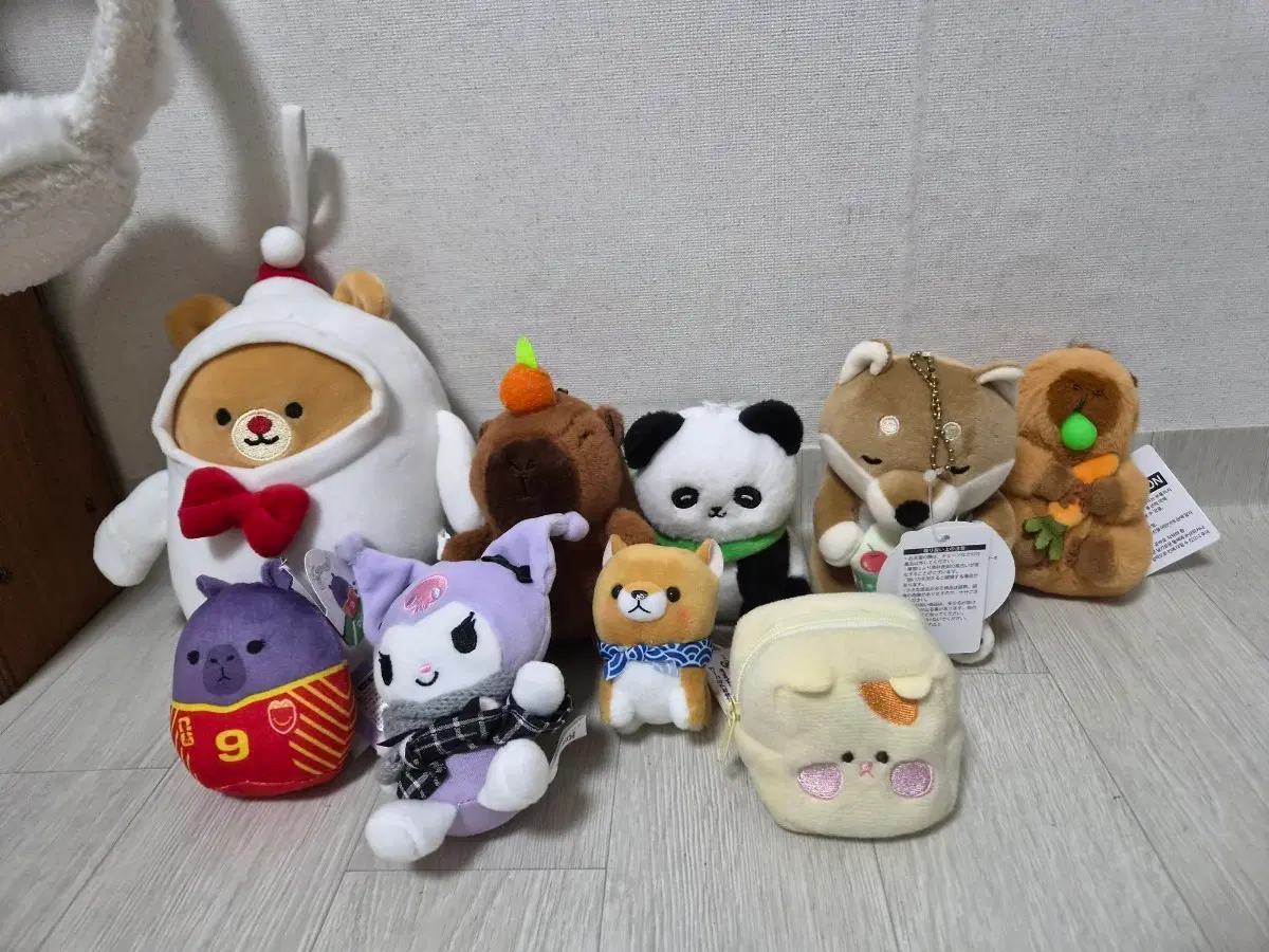 다양한 동물 인형 세트