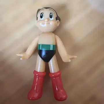 철완 아톰 피규어