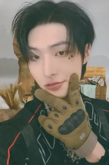 ATEEZ 랜덤 트레이딩 카드 MINGI ANITEEZ IN TREASURE 1/5