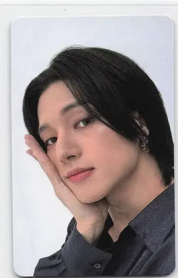 ATEEZ XYZ POPUP WOO YOUNG THE MOMENTS: UNRELEASED GALLERY 5000엔