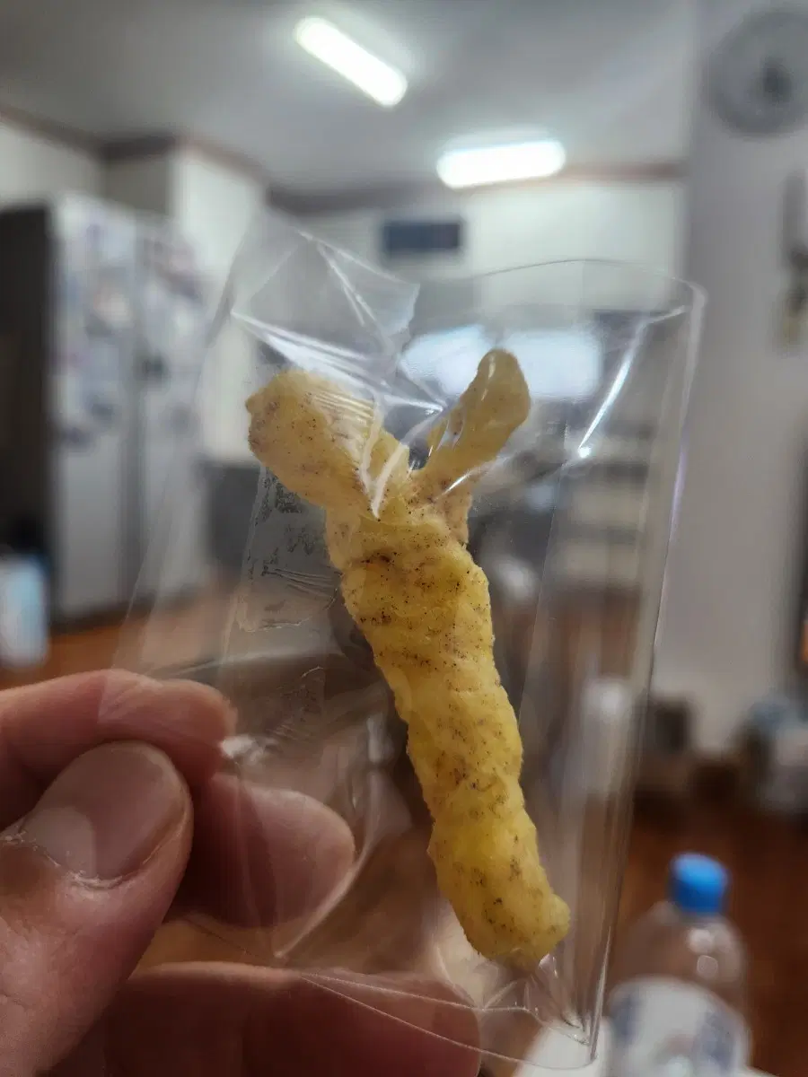 희귀한 모양의 치토스 (Y 모양)