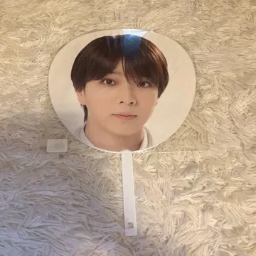 에비라이 M!LK 시오자키 타이치 부채