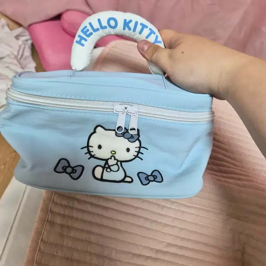 키티파우치