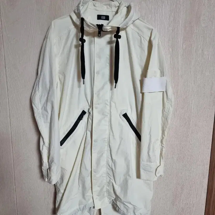 오니츠카타이거 바람막이 롱자켓 90