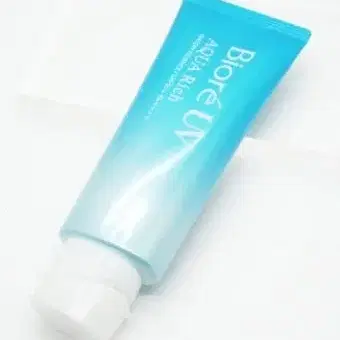 비오레  UV 아쿠아 리치 워터리 에센스 선크림 50g 3개입