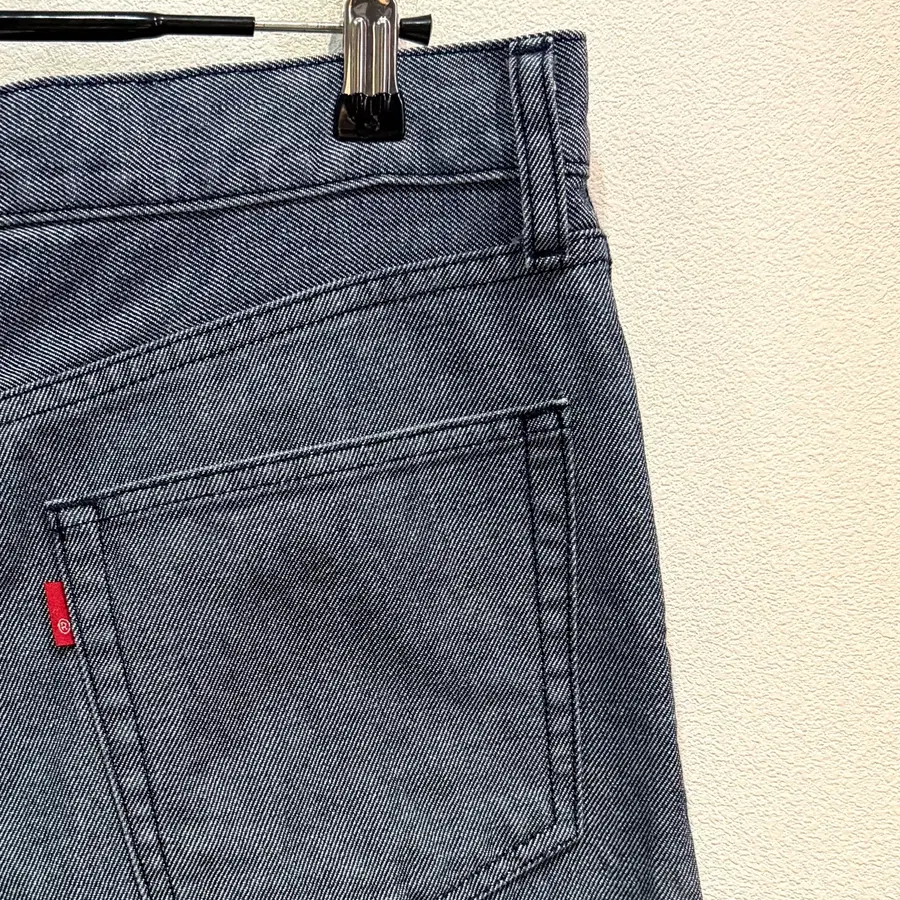 Old Uniqlo Straight Denim (30)
