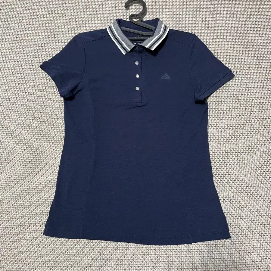 S 아디다스 여성 기능성 반팔 카라티 B.8161