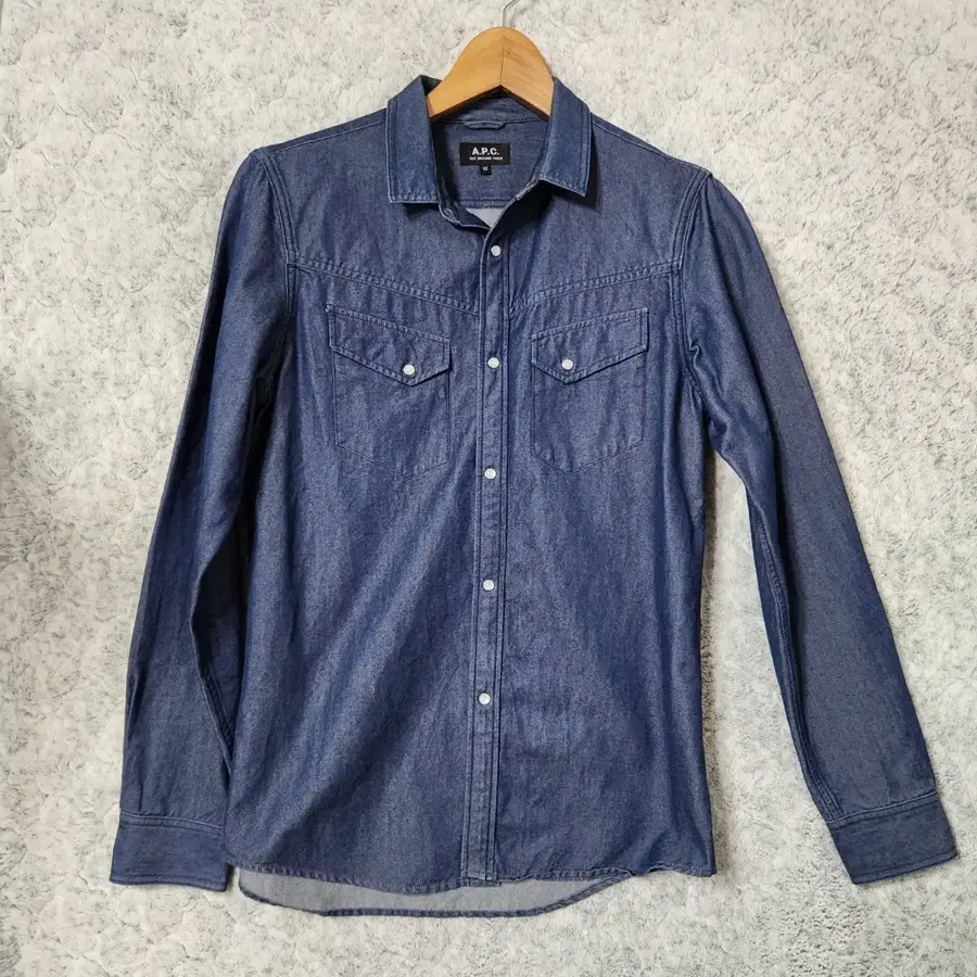 J890 [XS] 아페쎄 데님 청 남방 셔츠