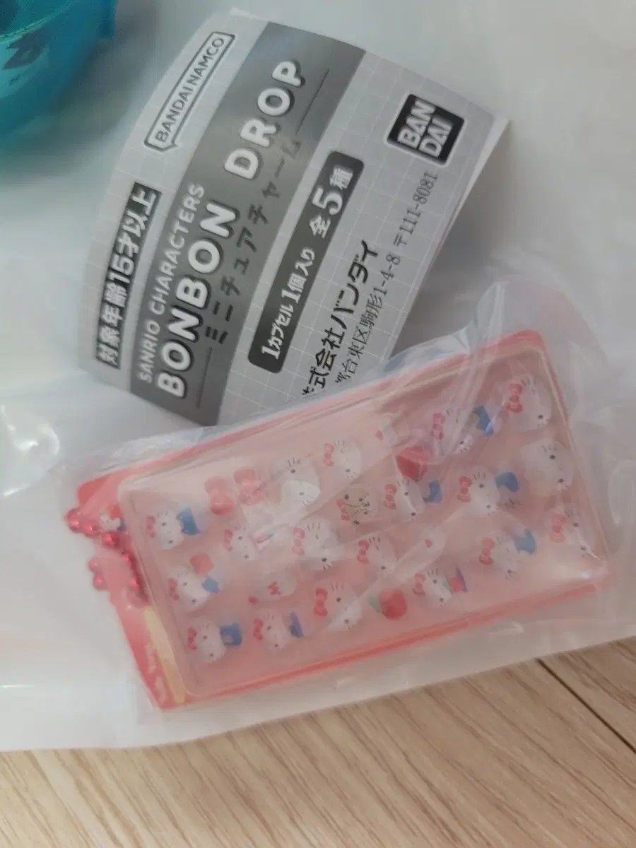 산리오 봉봉드롭 가챠 헬로키티