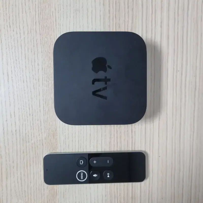 애플TV 4K 본체 리모컨 포함