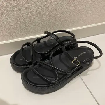 오데트 에 오딜 스트랩 샌들