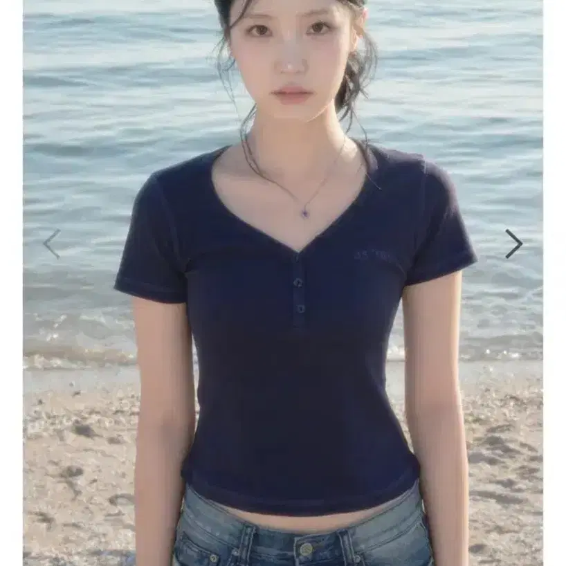 애즈온 leaf button tee 네이비