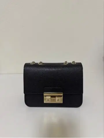 훌라 숄더백 블랙