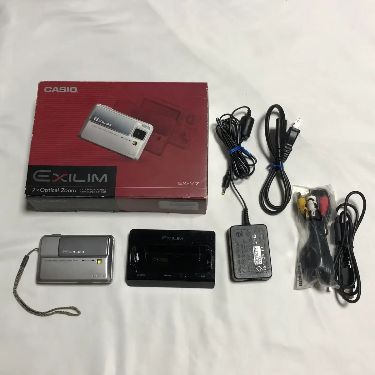 exilim ex-v7 실버 디카 엑슬림 디지털 카메라