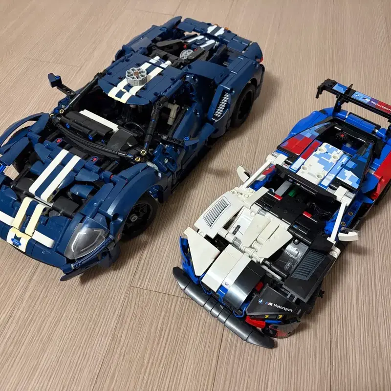 레고 테크닉 포드 GT / BMW M4 GT3