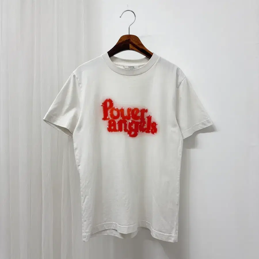가니GANNI 파워 엔젤스 에어브러시 반팔티셔츠 S