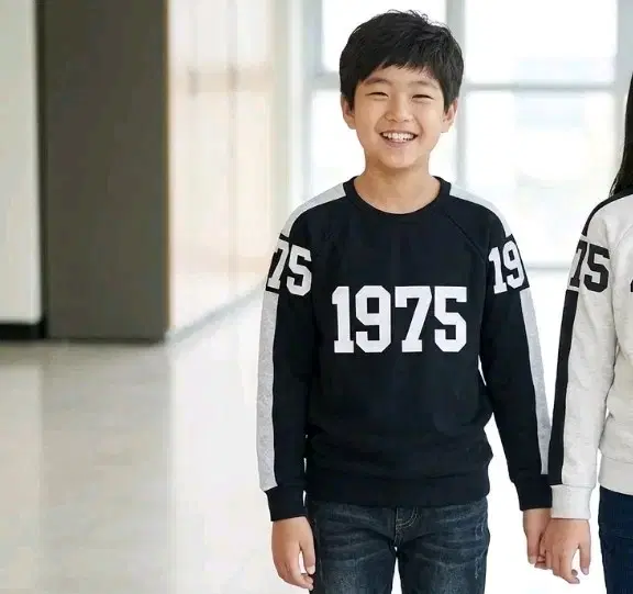 주니어 맨투맨 블랙 총 2벌 미사용