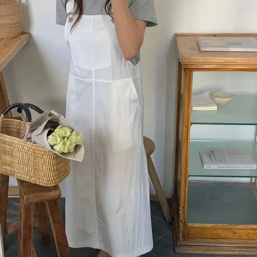 새상품 아이보리 오버롤 원피스 바스락 멜빵 원피스