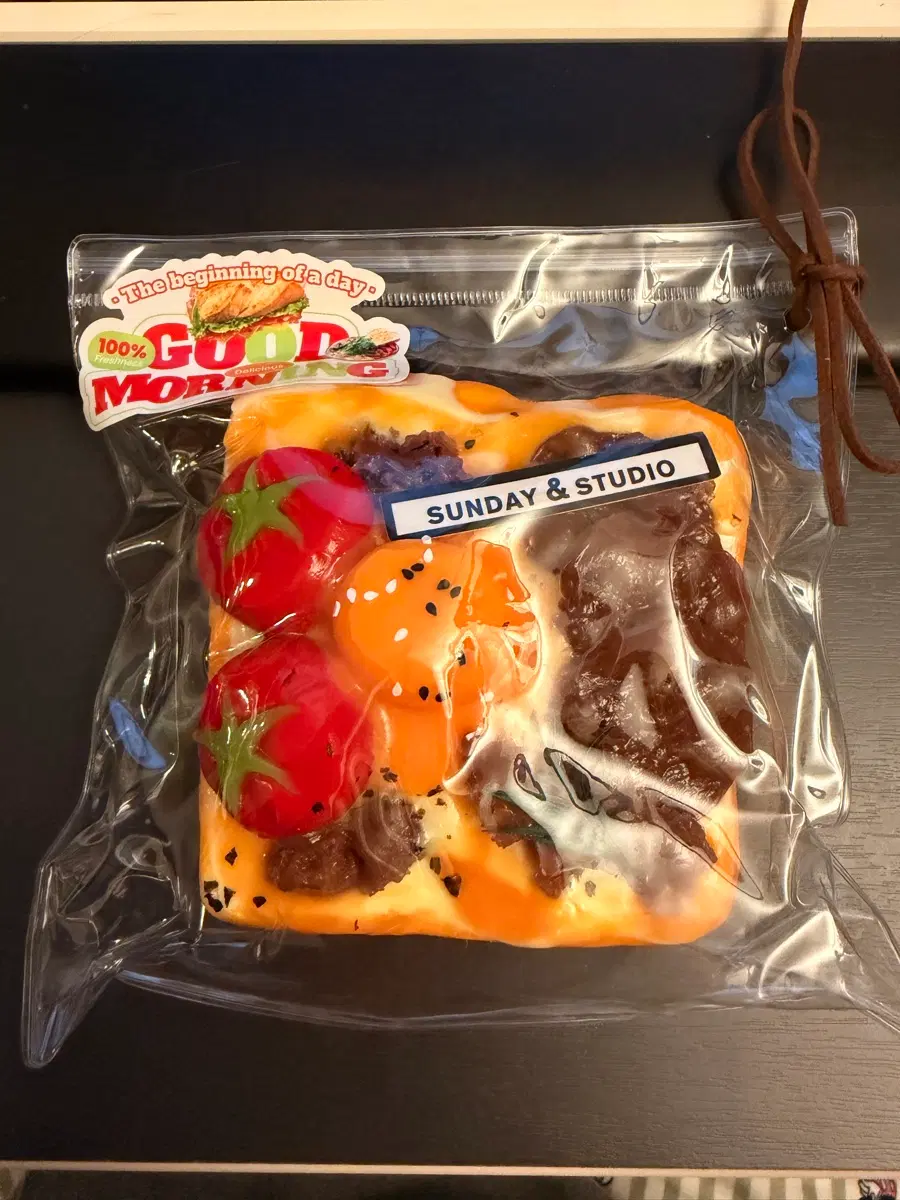 샤오홍슈 썬드라이 토마토 에그 불고기 토스트 수제 말랑이