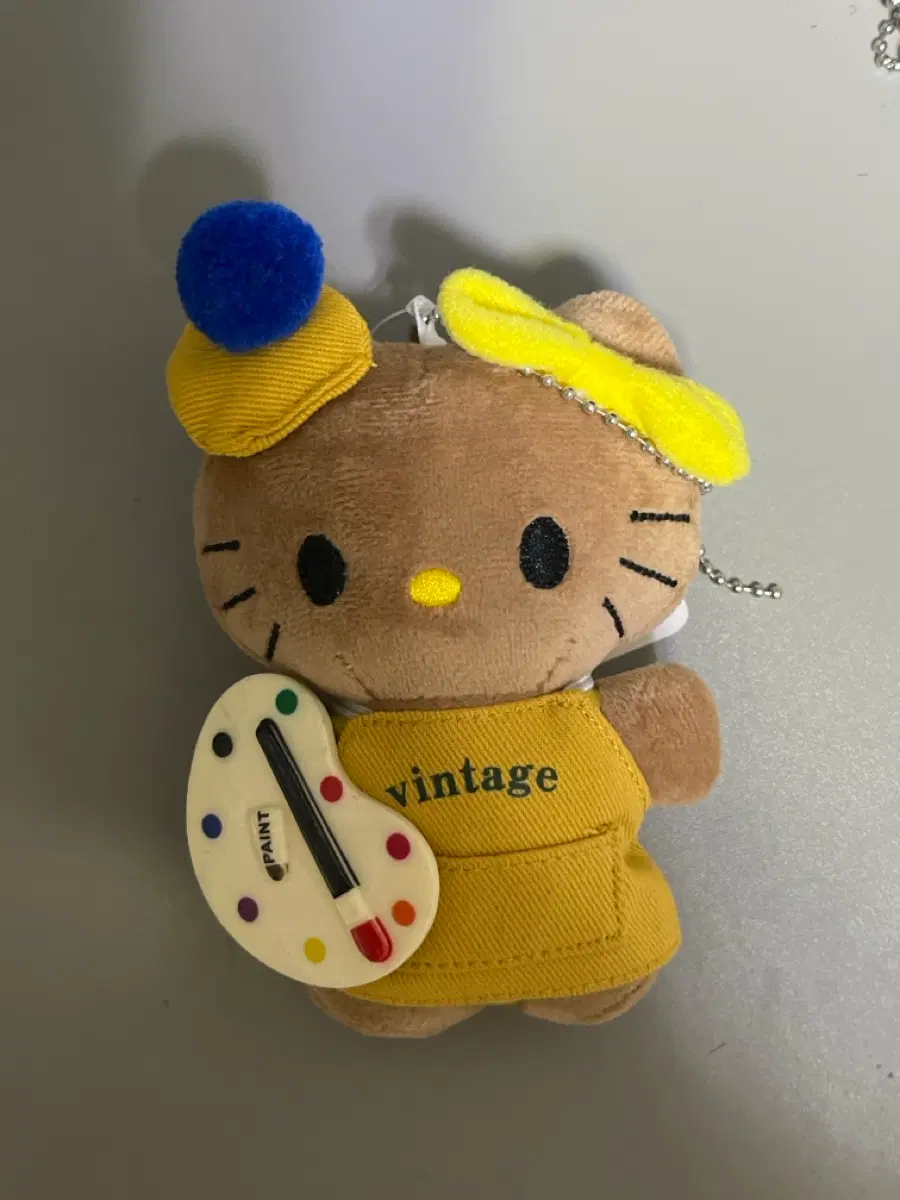 태닝키티 화가 인형