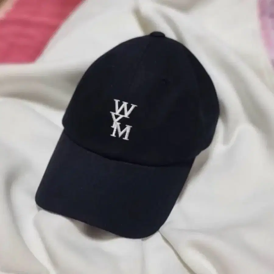 중고)우영미 로고 WYM 블랙 볼캡
