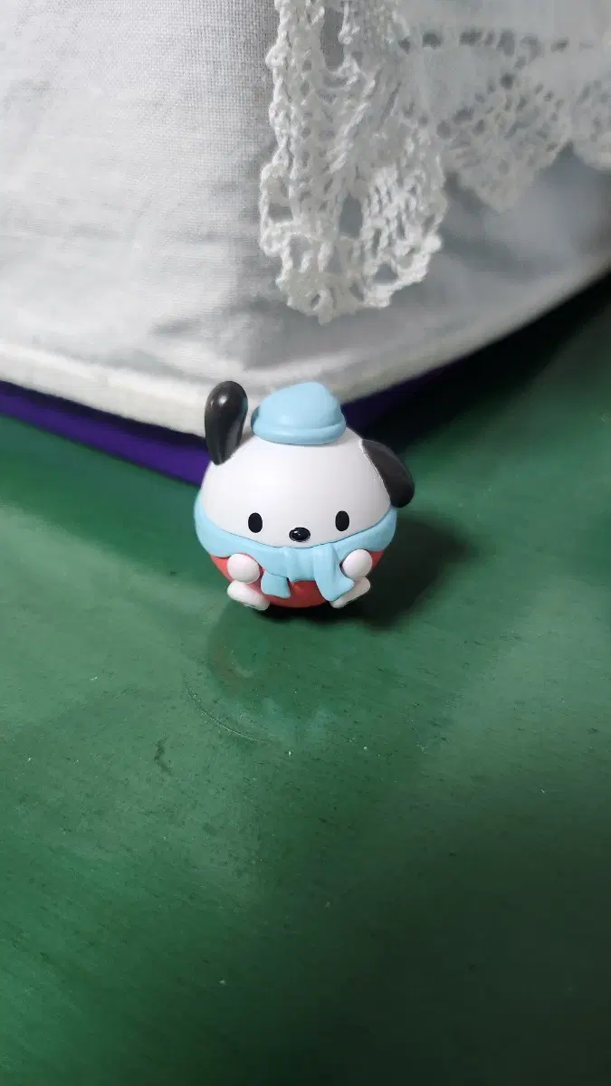 산리오 동글 오뚝이 피규어 포차코