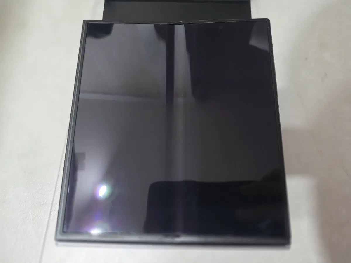 갤럭시 폴드se 512GB 자급제 박스풀셋 팝니다.