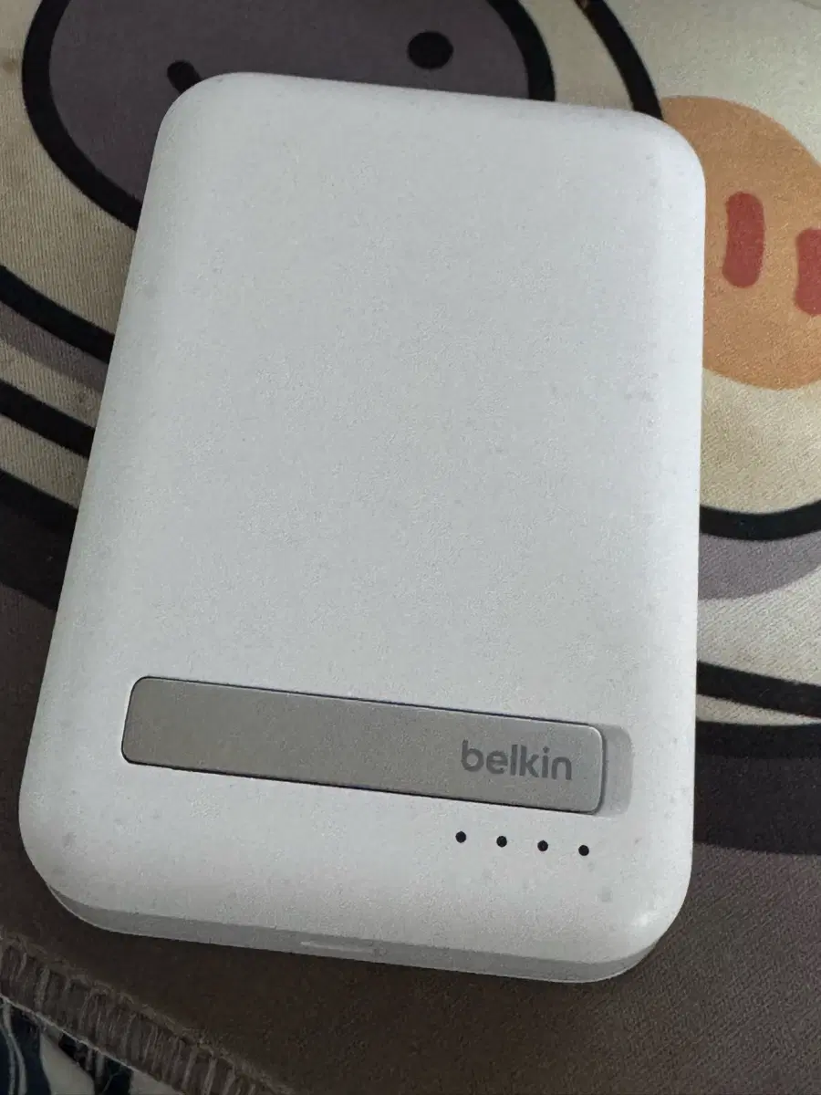 벨킨 부스트차지 맥세이프 보조배터리 10000mAh 화이트