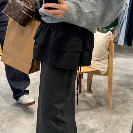 바이무드 프릴레이어드 티