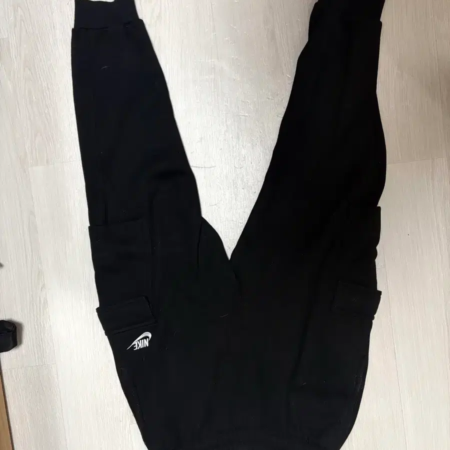 나이키 조거팬츠 블랙M(정품)
