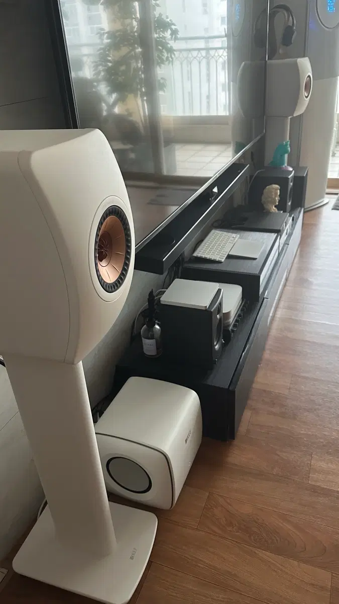 KEF LS50 Wireless II + S2스탠드+KC62우퍼 팝니다