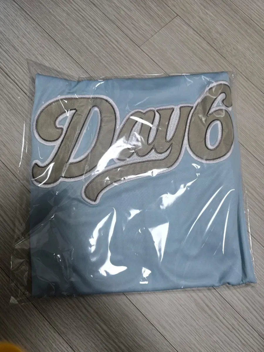 데이식스 일본 MD 굿즈 유니폼 미개봉