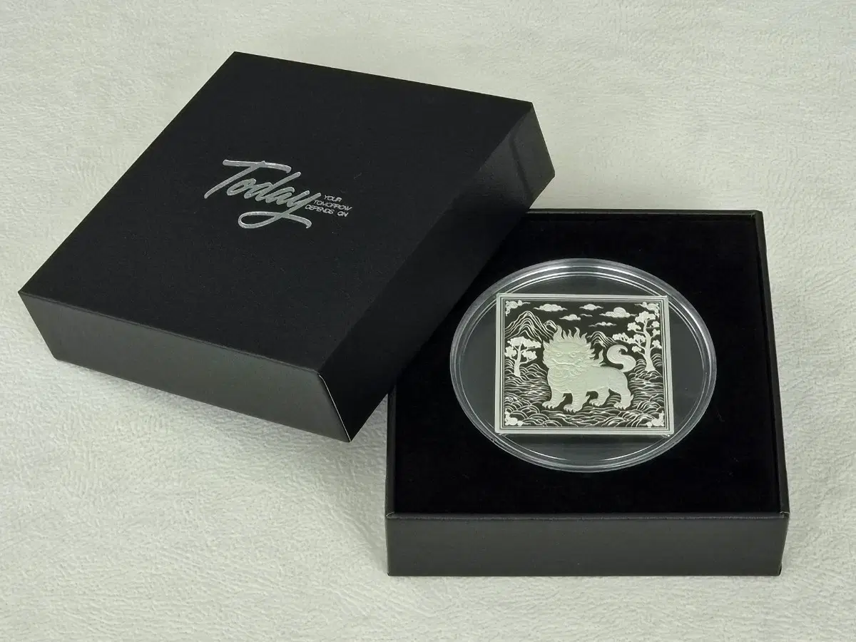 [코인즈투데이] 나전은령수 Prism Lion 1oz 순은 실버바