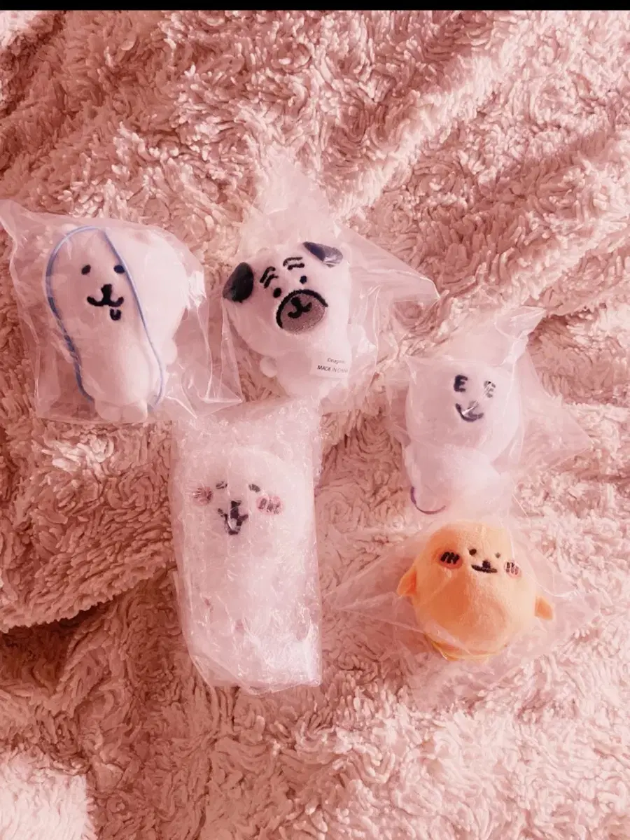 농담곰 침담곰 발그레곰 눈팅팅곰 퍼그 두더지 고로케 가챠 일괄